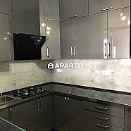 120 ლარი ღამე, ბინა დღიურად