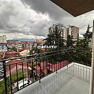 100 ლარი ღამე, ბინა დღიურად