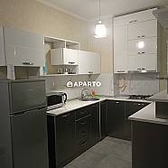 80 ლარი ღამე, ბინა დღიურად
