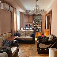 200 ლარი ღამე, ბინა დღიურად