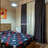 80 ლარი ღამე, ბინა დღიურად