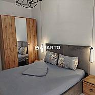 30 ლარი ღამე, ბინა დღიურად