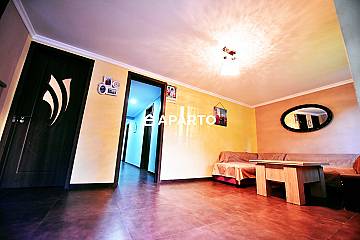 40 ლარი ღამე, ბინა დღიურად