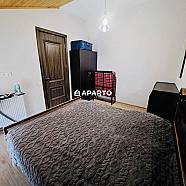 70 ლარი ღამე, ბინა დღიურად