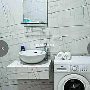 80 ლარი ღამე, ბინა დღიურად