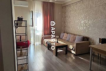 80 ლარი ღამე, ბინა დღიურად