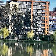 60 ლარი ღამე, ბინა დღიურად