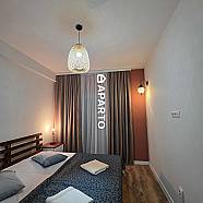 80 ლარი ღამე, ბინა დღიურად