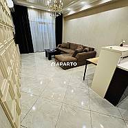 220 ლარი ღამე, ბინა დღიურად