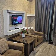 80 ლარი ღამე, ბინა დღიურად