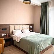 200 ლარი ღამე, ბინა დღიურად