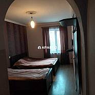 500 ლარი ღამე, ბინა დღიურად