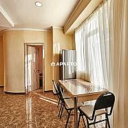 80 ლარი ღამე, ბინა დღიურად