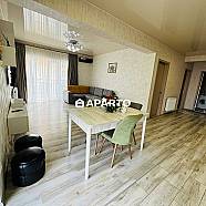 120 ლარი ღამე, ბინა დღიურად