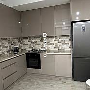 70 ლარი ღამე, ბინა დღიურად