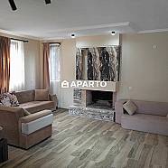 001 ლარი ღამე, ბინა დღიურად