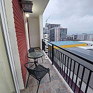 90 ლარი ღამე, ბინა დღიურად