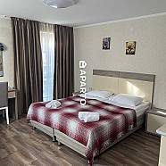 180 ლარი ღამე, ბინა დღიურად