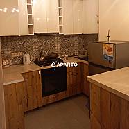 50 ლარი ღამე, ბინა დღიურად