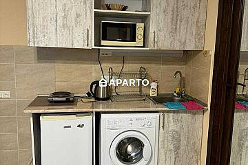 150 ლარი ღამე, ბინა დღიურად