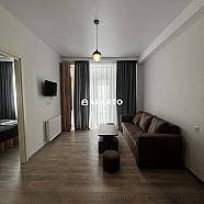 180 ლარი ღამე, ბინა დღიურად