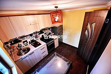 40 ლარი ღამე, ბინა დღიურად