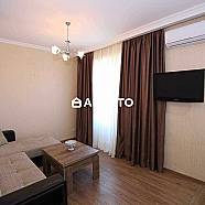 60 ლარი ღამე, ბინა დღიურად