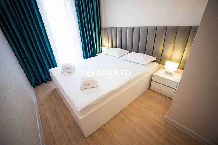 50 ლარი ღამე, ბინა დღიურად