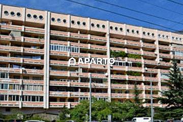 100 ლარი ღამე, ბინა დღიურად