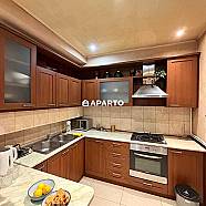 100 ლარი ღამე, ბინა დღიურად