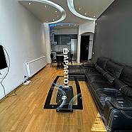 70 ლარი ღამე, ბინა დღიურად