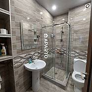 120 ლარი ღამე, ბინა დღიურად