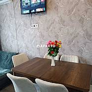 30 ლარი ღამე, ბინა დღიურად