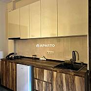 1 ლარი ღამე, ბინა დღიურად