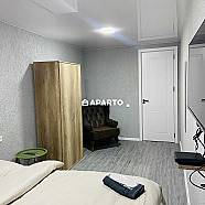 80 ლარი ღამე, ბინა დღიურად