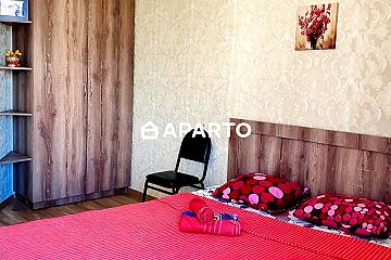 80 ლარი ღამე, ბინა დღიურად