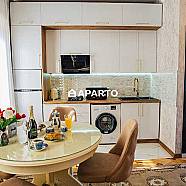 90 ლარი ღამე, ბინა დღიურად