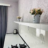 70 ლარი ღამე, ბინა დღიურად