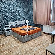 80 ლარი ღამე, ბინა დღიურად