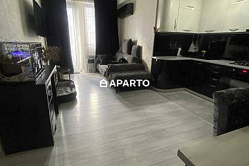 50 ლარი ღამე, ბინა დღიურად