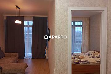 50 ლარი ღამე, ბინა დღიურად