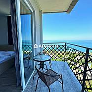 54 ლარი ღამე, ბინა დღიურად