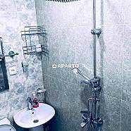 60 ლარი ღამე, ბინა დღიურად