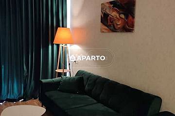 80 ლარი ღამე, ბინა დღიურად