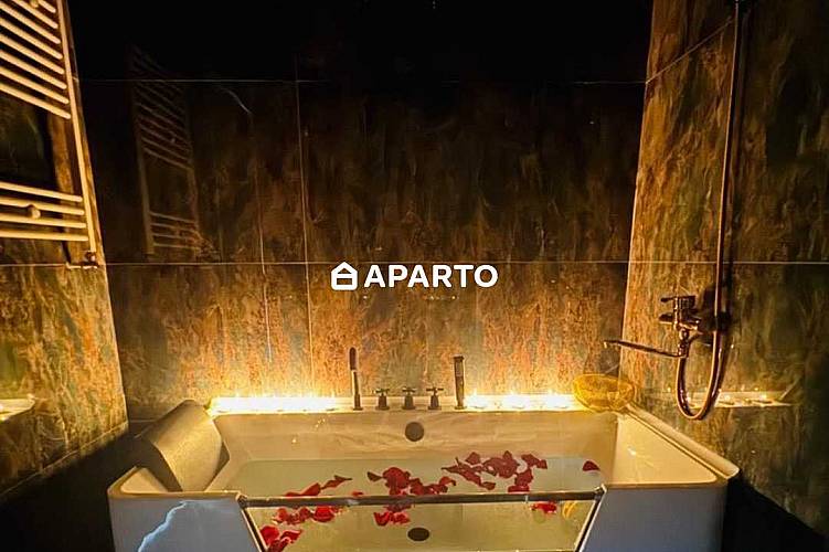 70 ლარი ღამე, ბინა დღიურად