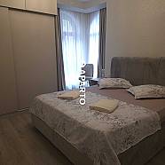 100 ლარი ღამე, ბინა დღიურად