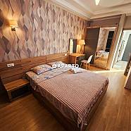 50 ლარი ღამე, ბინა დღიურად