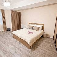 60 ლარი ღამე, ბინა დღიურად