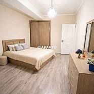 60 ლარი ღამე, ბინა დღიურად