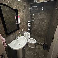 90 ლარი ღამე, ბინა დღიურად